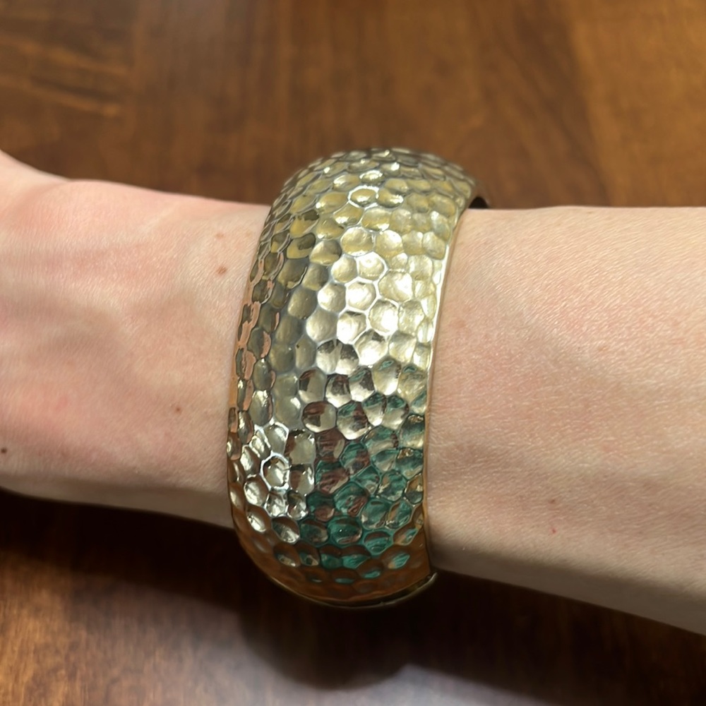 Vintage Gold Beehive Hinged Bracelet, EUC